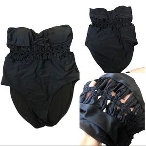 Womens XL strapless bathsuit
